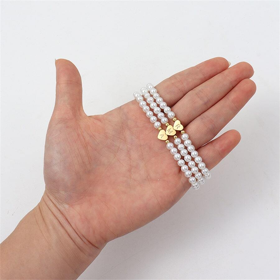 Engraved initial bead bracelet - Personalised heart bead bracelet