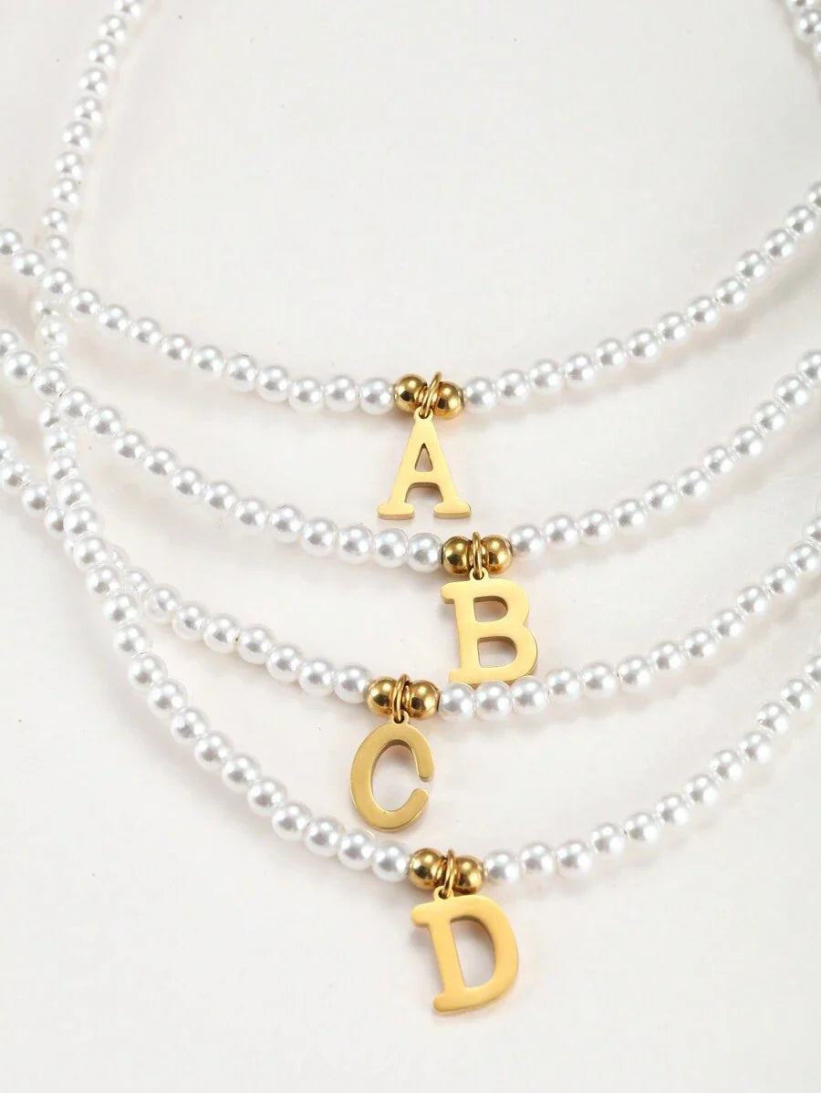 Pearl necklace with initials - Personalised necklace with pearls