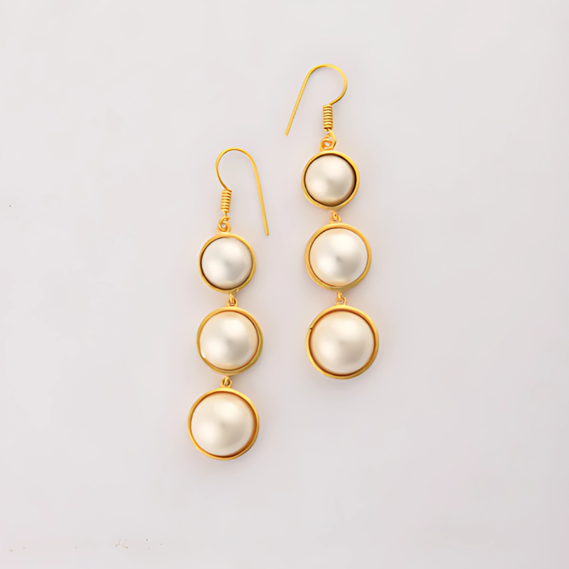 White Pearl Drop Earrings - Seraphina