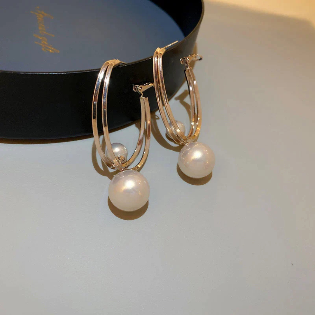 Vintage Charming Pearl Earrings | Elegant