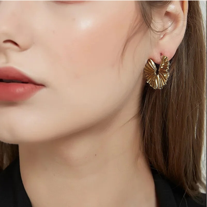 Textured Gold Earrings | Sophia