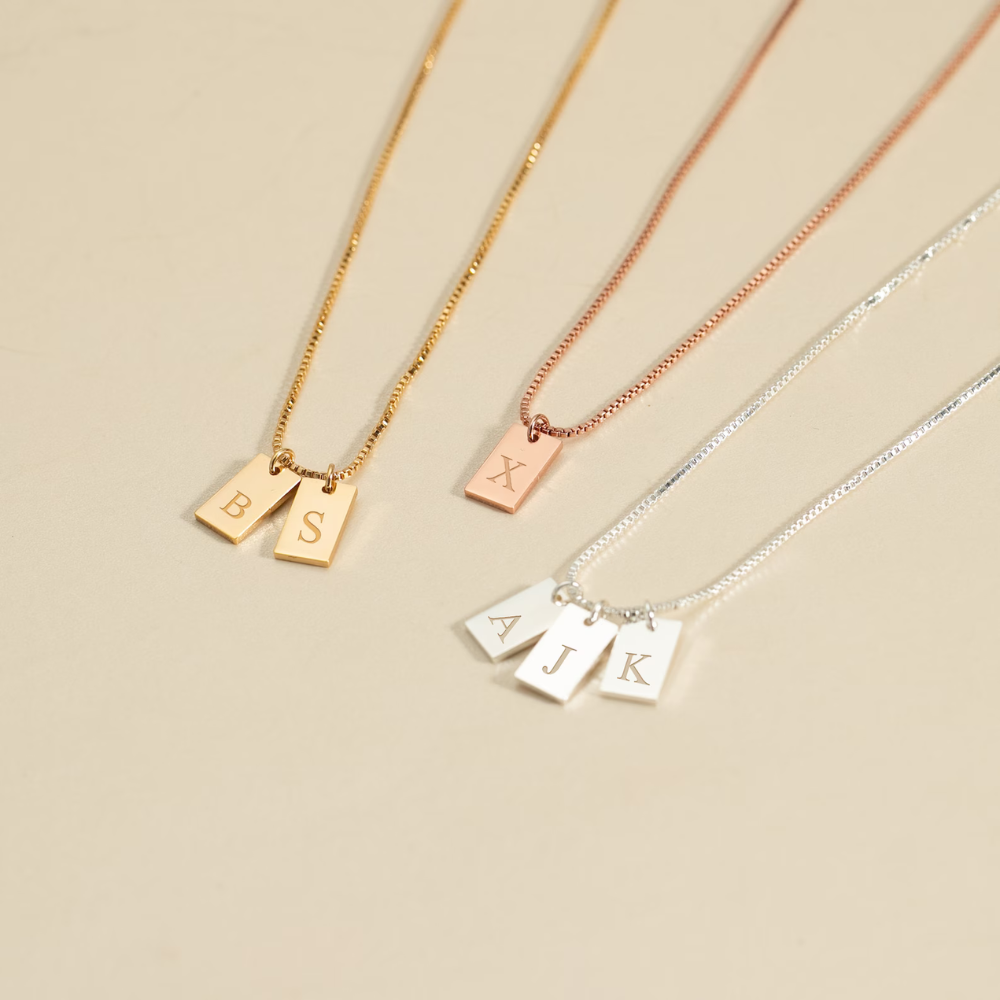 Personalised necklace with engraved card - Necklace with engraved name tag