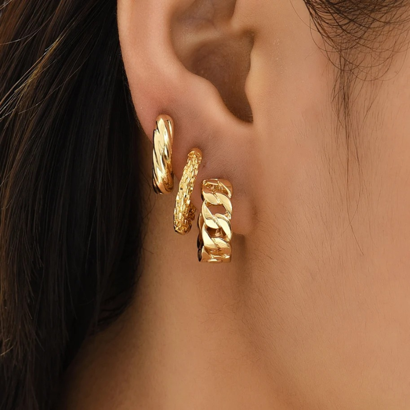Chain-Link Gold Hoop Earrings - Natalia