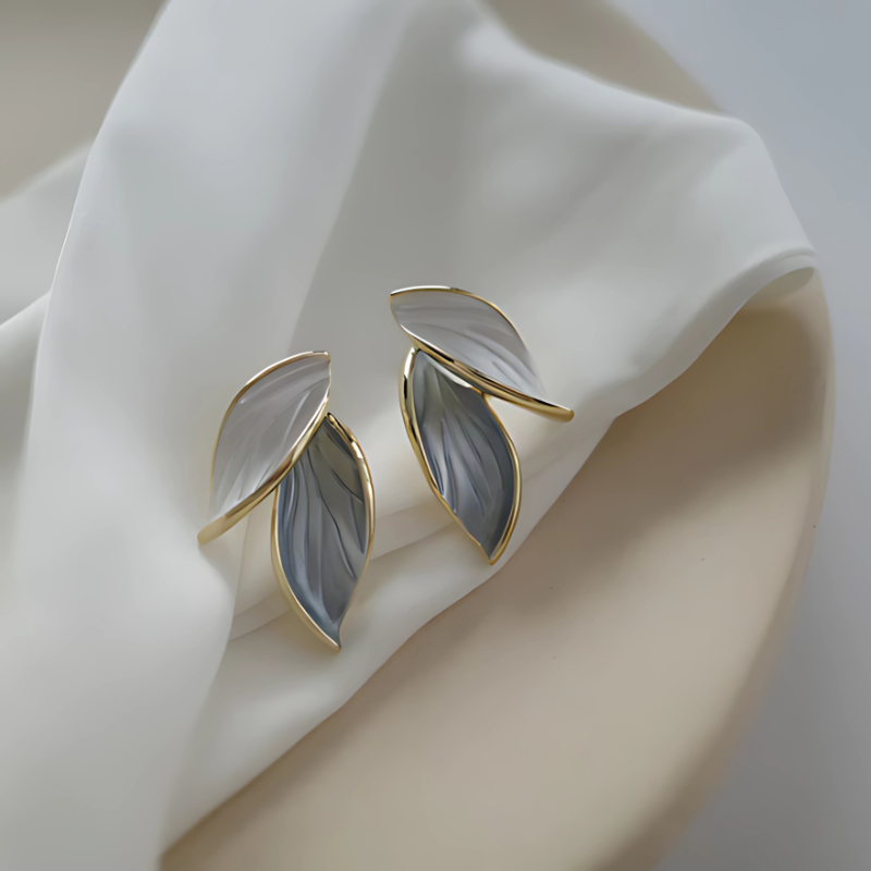 Leaf-Shaped Stud Earrings – Nora