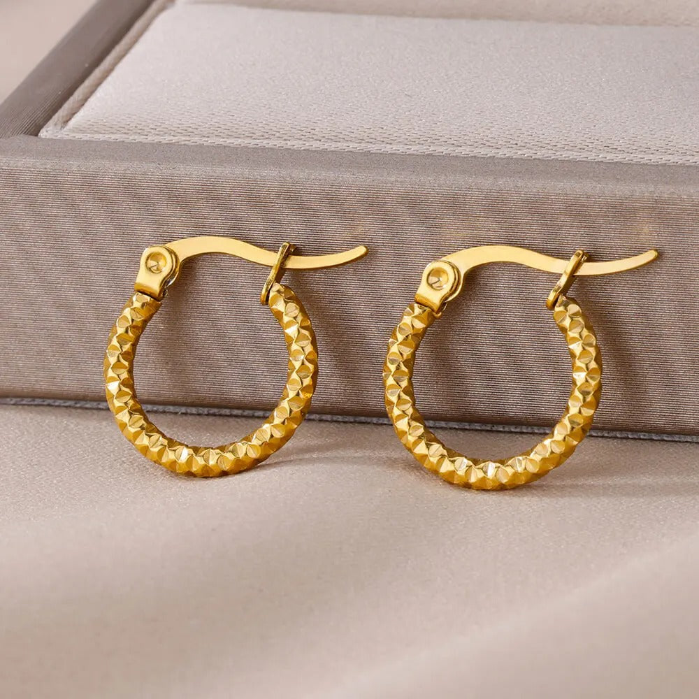 Gold Hoop Earrings | Zoe