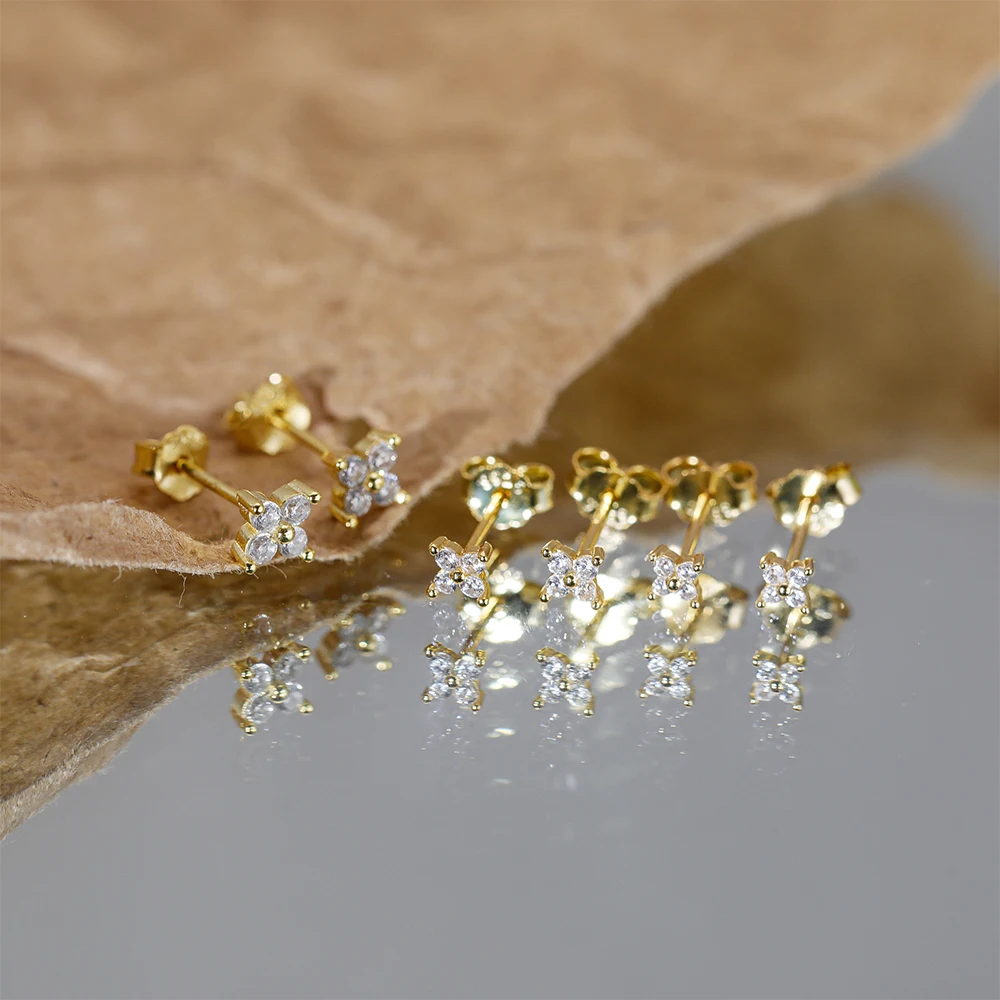Flower Stud Earrings - Sophie