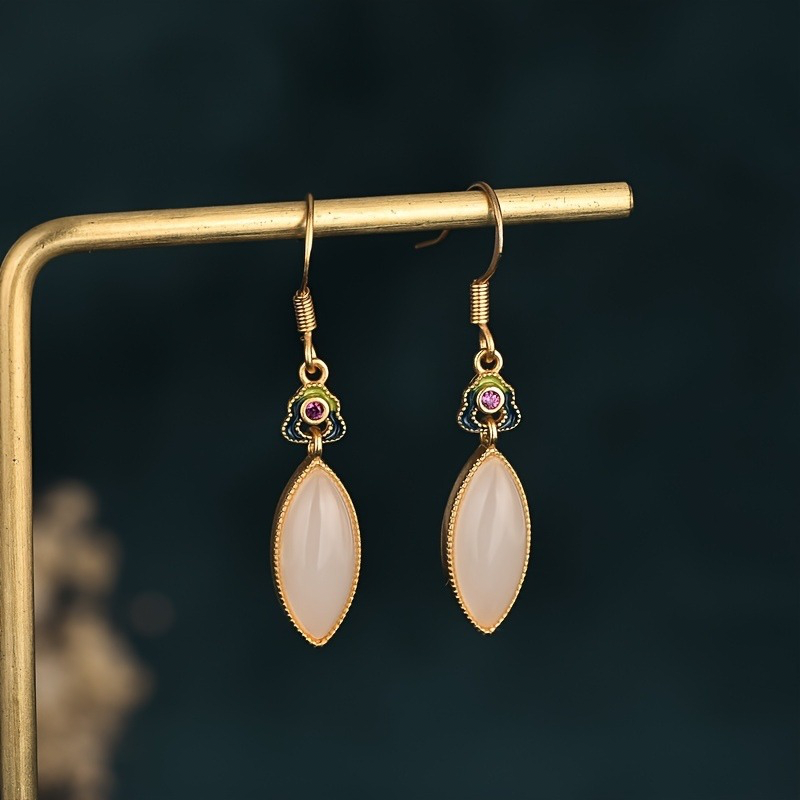 Petal-Shaped Earrings - Mina