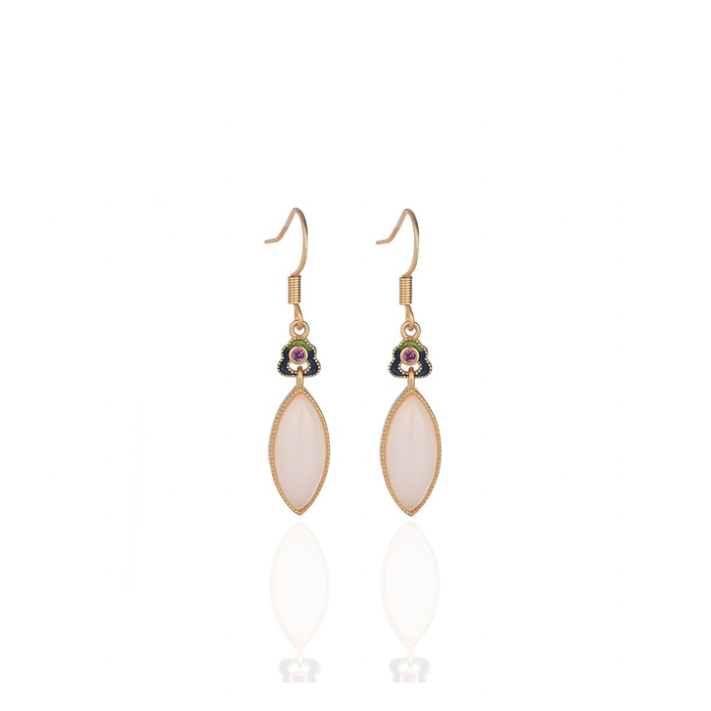 Petal-Shaped Earrings - Mina