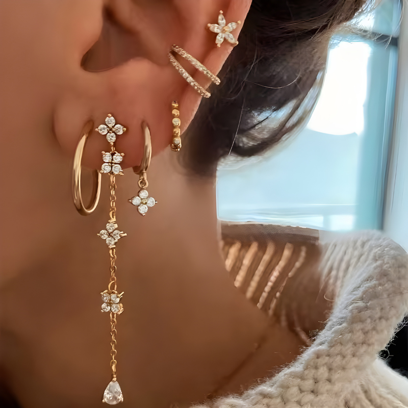 Gold Floral Shine Earrings - Clover