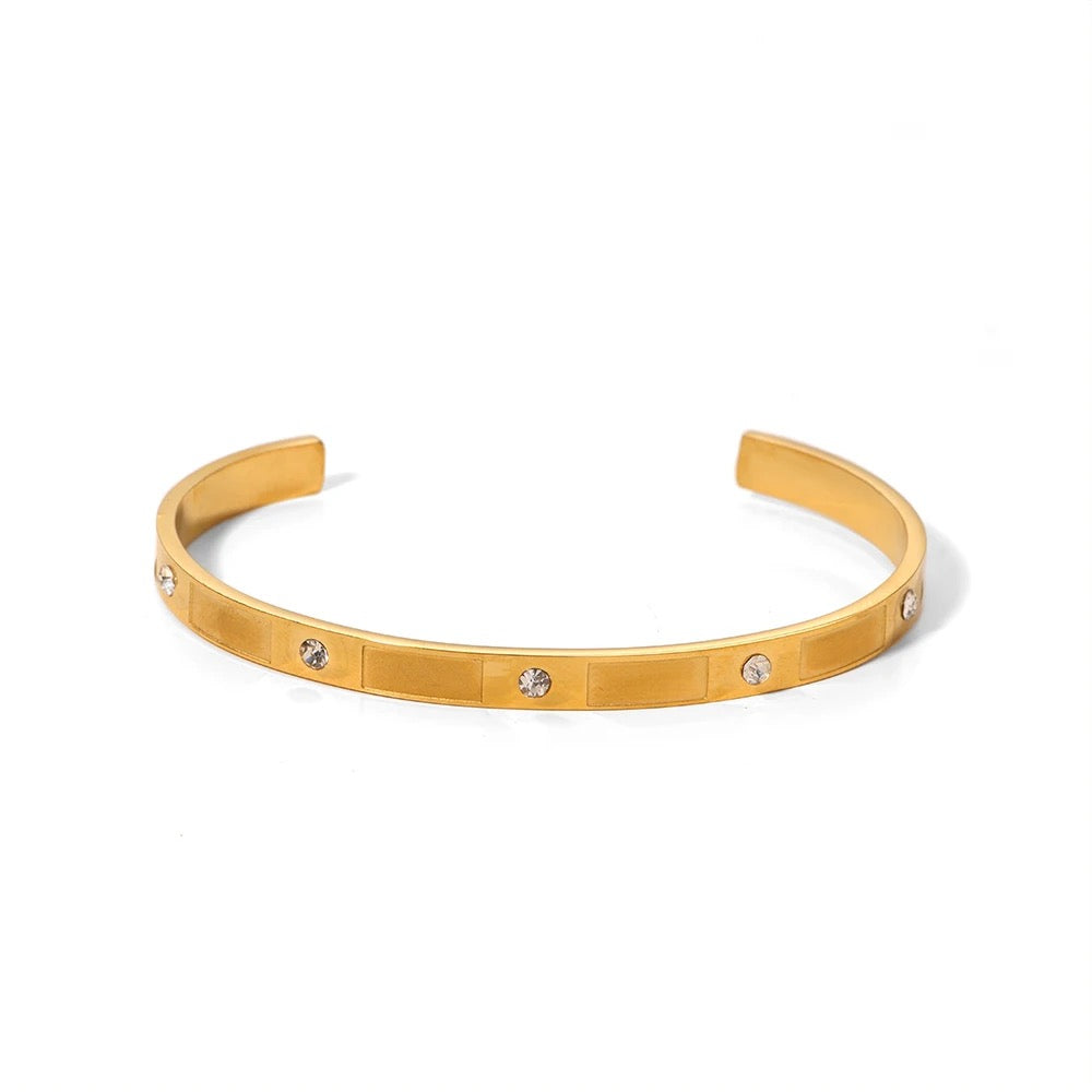 Valley cuff bracelet