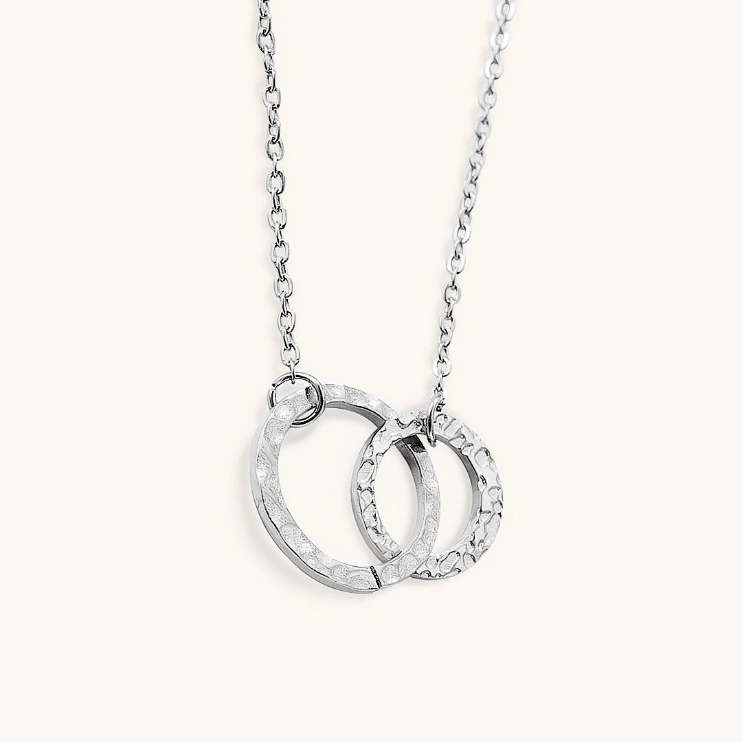 Isabelle - Gold tyre chain