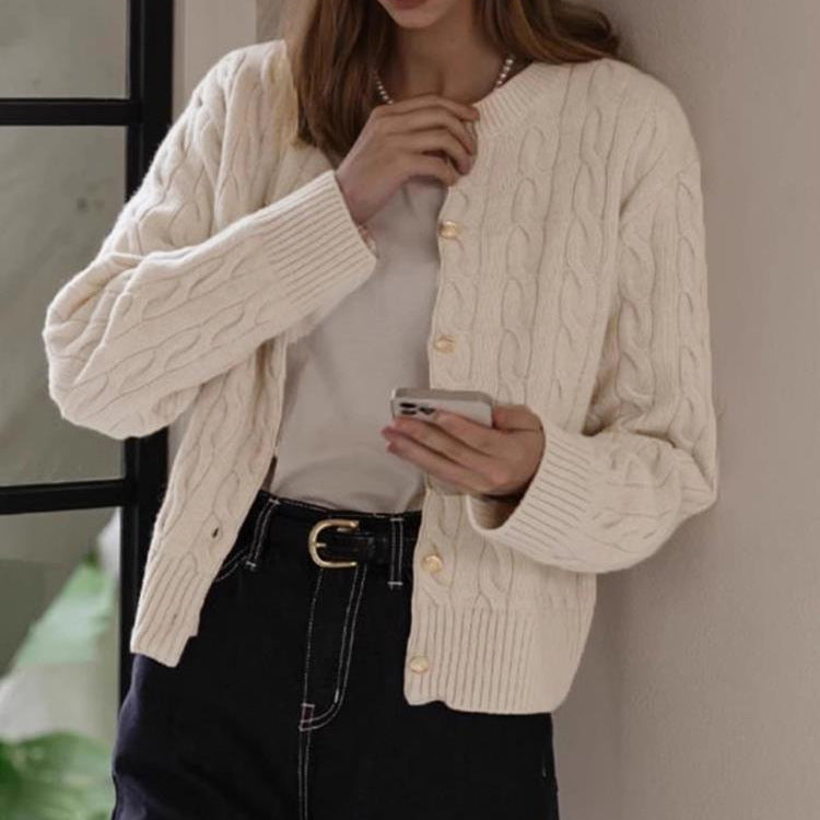 Isabella Wool Cable Knit Cardigan | Cropped Button Front Cardigan