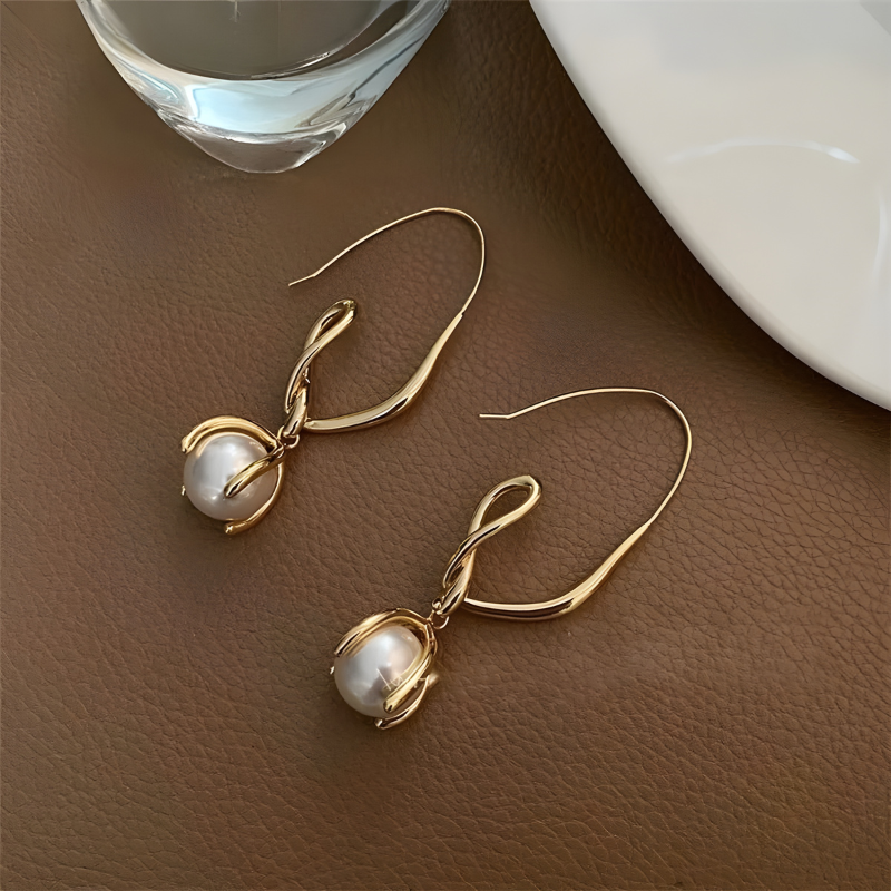 Twisted Pearl Drop Earrings - Marcelline