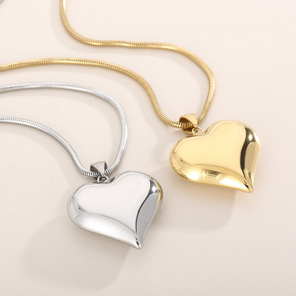 Large heart - Romantic love necklace