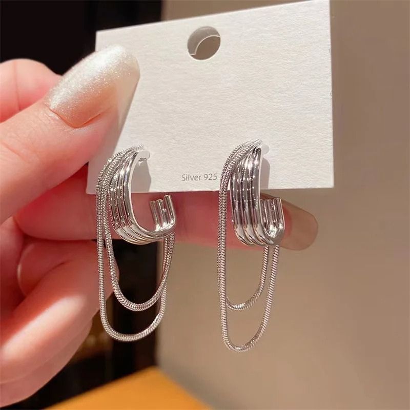 Modern Tassel Stud Earrings – Aria