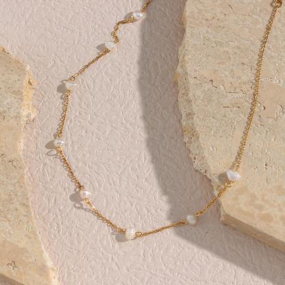 Gold pearl necklace - everyday necklace