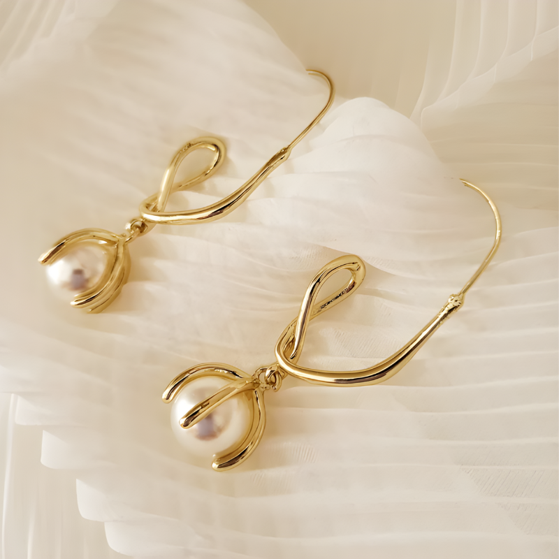 Twisted Pearl Drop Earrings - Marcelline