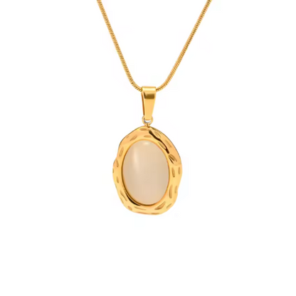 Gold Pendant Necklace – Amara