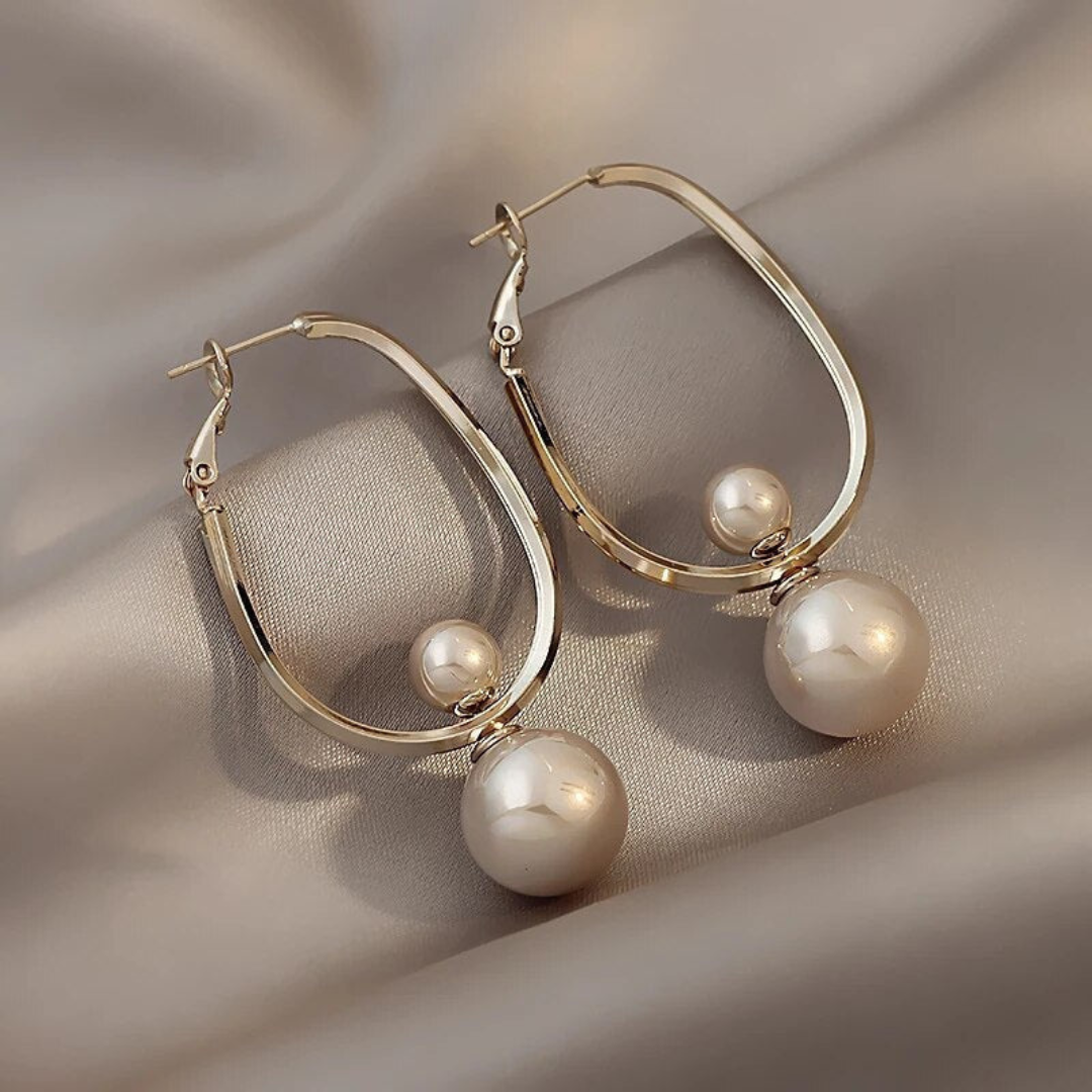 Vintage Charming Pearl Earrings | Elegant