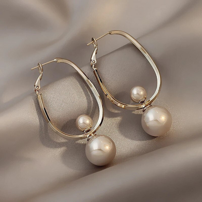 Vintage Charming Pearl Earrings | Elegant