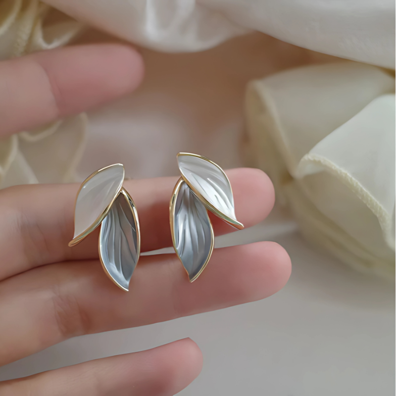Leaf-Shaped Stud Earrings – Nora