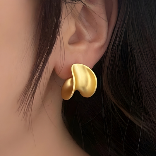 Curve Matte Stud Earrings - Vivienne