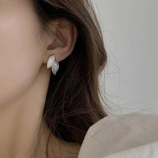 Leaf-Shaped Stud Earrings – Nora