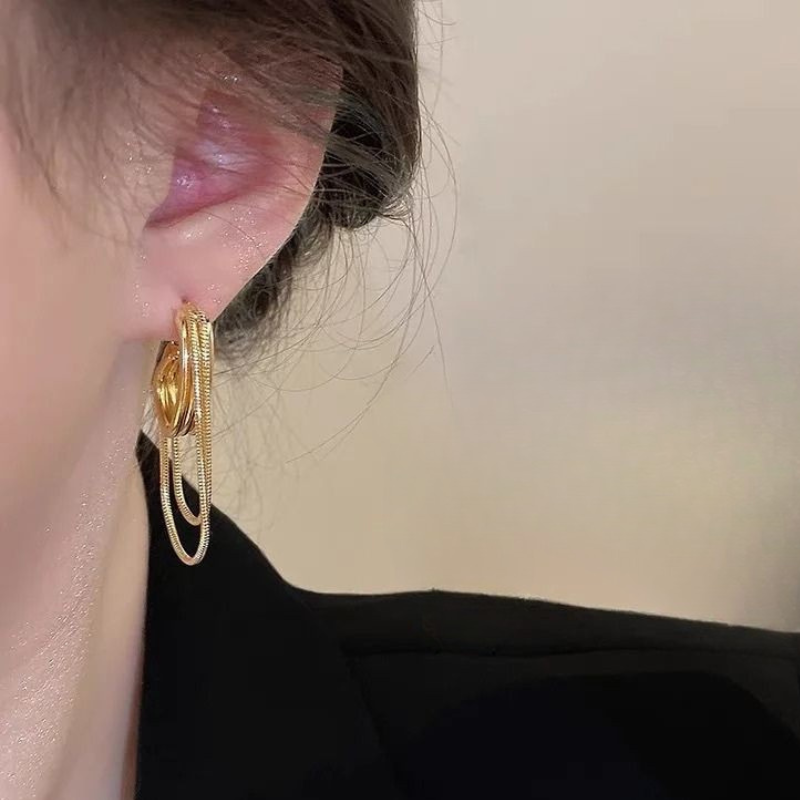 Modern Tassel Stud Earrings – Aria