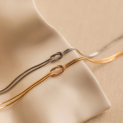 Georgia - Love knot bracelet